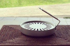 夏の必需品「蚊遣り」